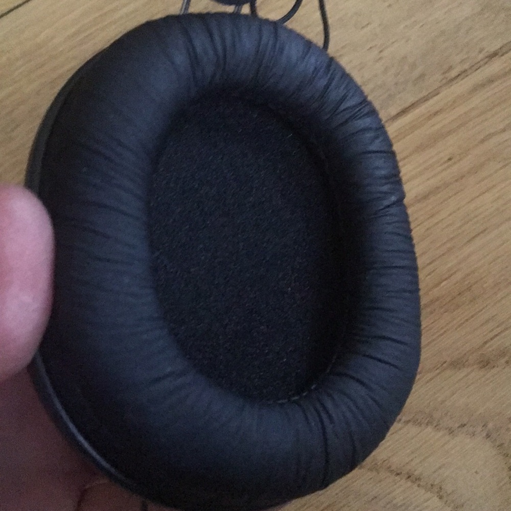 Blue ๐ง ๐ถ Head Phones - Picture 5 of 5